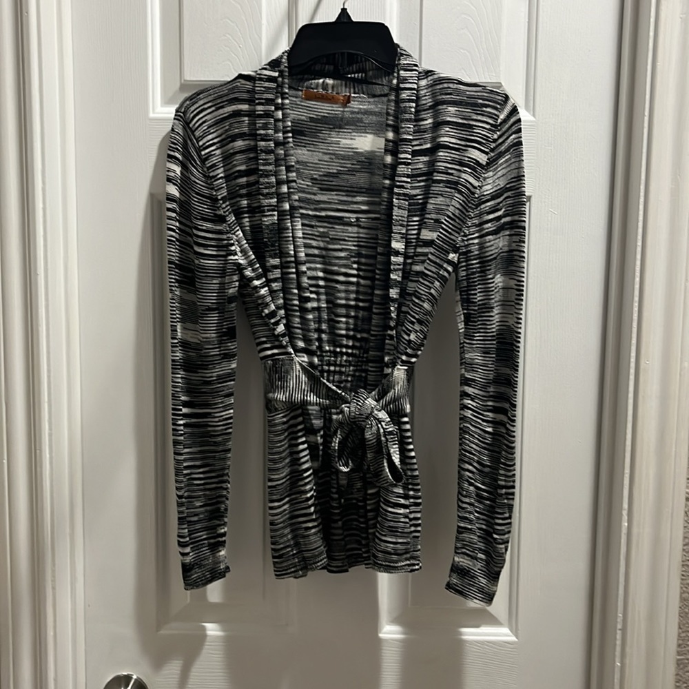 BELLDINI Women's M Marled Knit Tie Sash Close Cardigan Black white